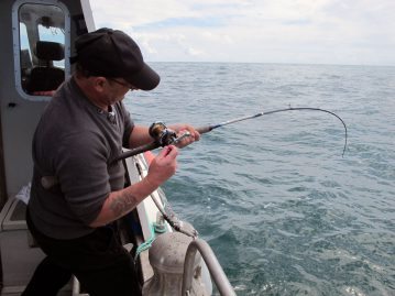 boat fishing kilmore reef rod bent