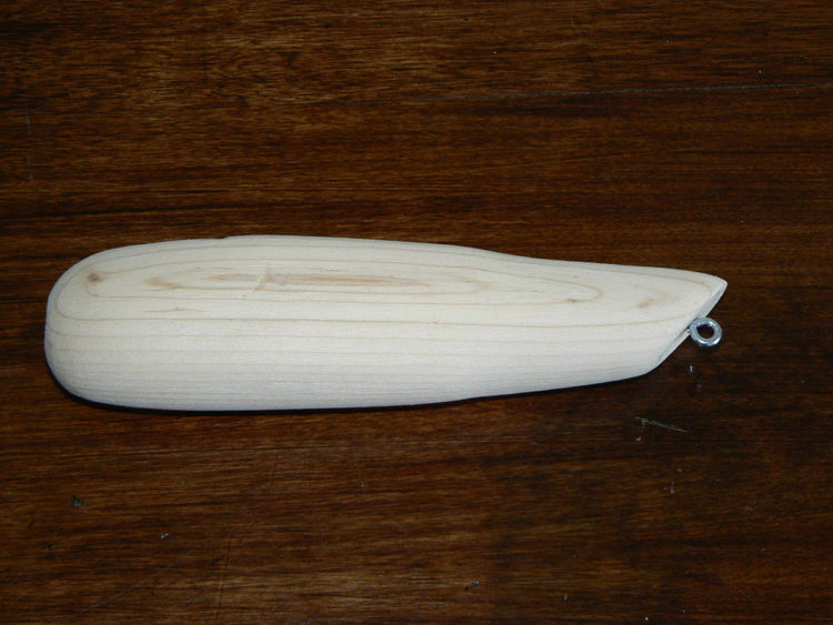 lure carving shaped