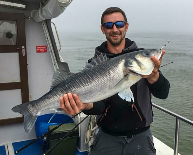 Chris Singleton from Colchester wih his cracking 12lb 4oz bass