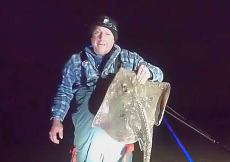 Billy Offord with his 10lb 14oz thornback ray