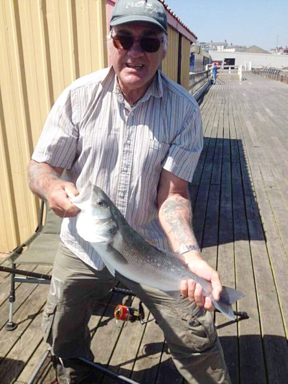 Keith and his Wlaton Pier bass